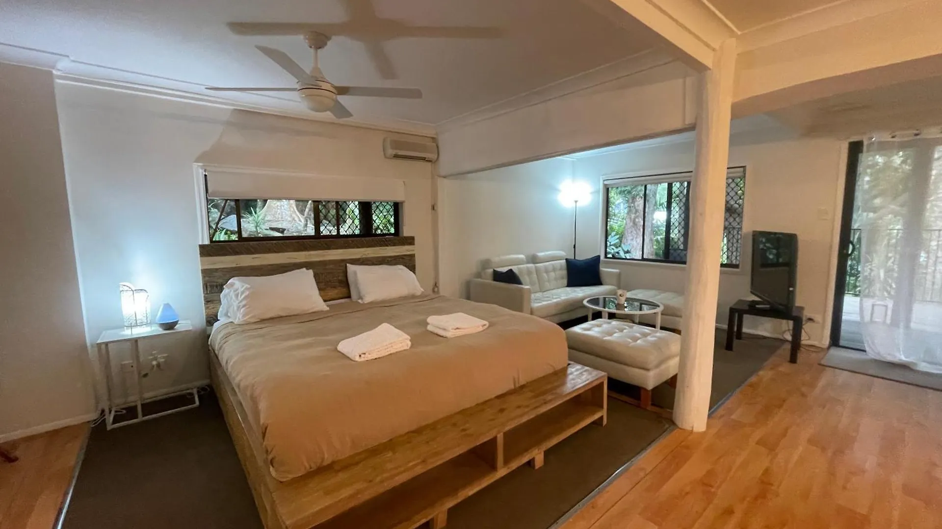 Gin'S Rainforest Stay -Pet Friendly 마운트 탬보린